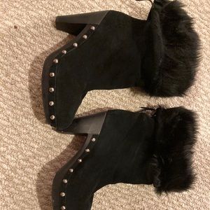 Michael Kors black suede and fur boots size 7.5